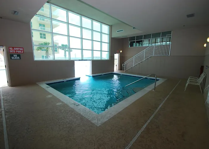 Crystal Shores West 707 Holiday home