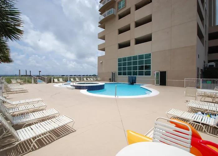 Crystal Shores West 707