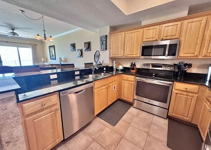 Crystal Shores West 707