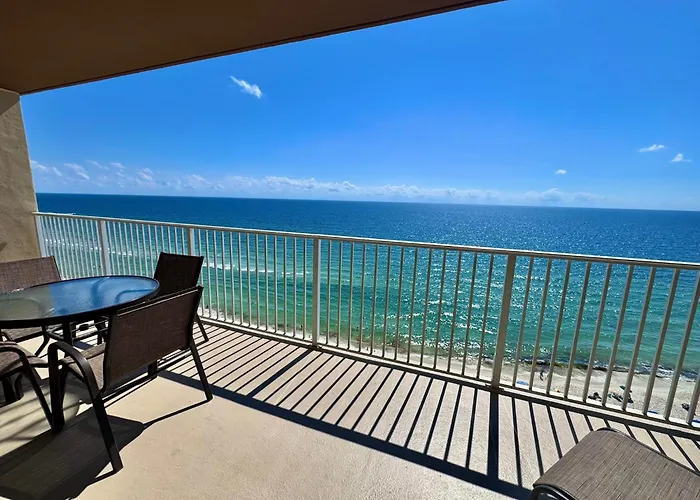 Crystal Shores West 707 Holiday home