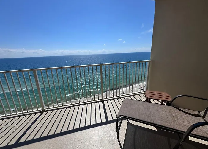Crystal Shores West 707 *